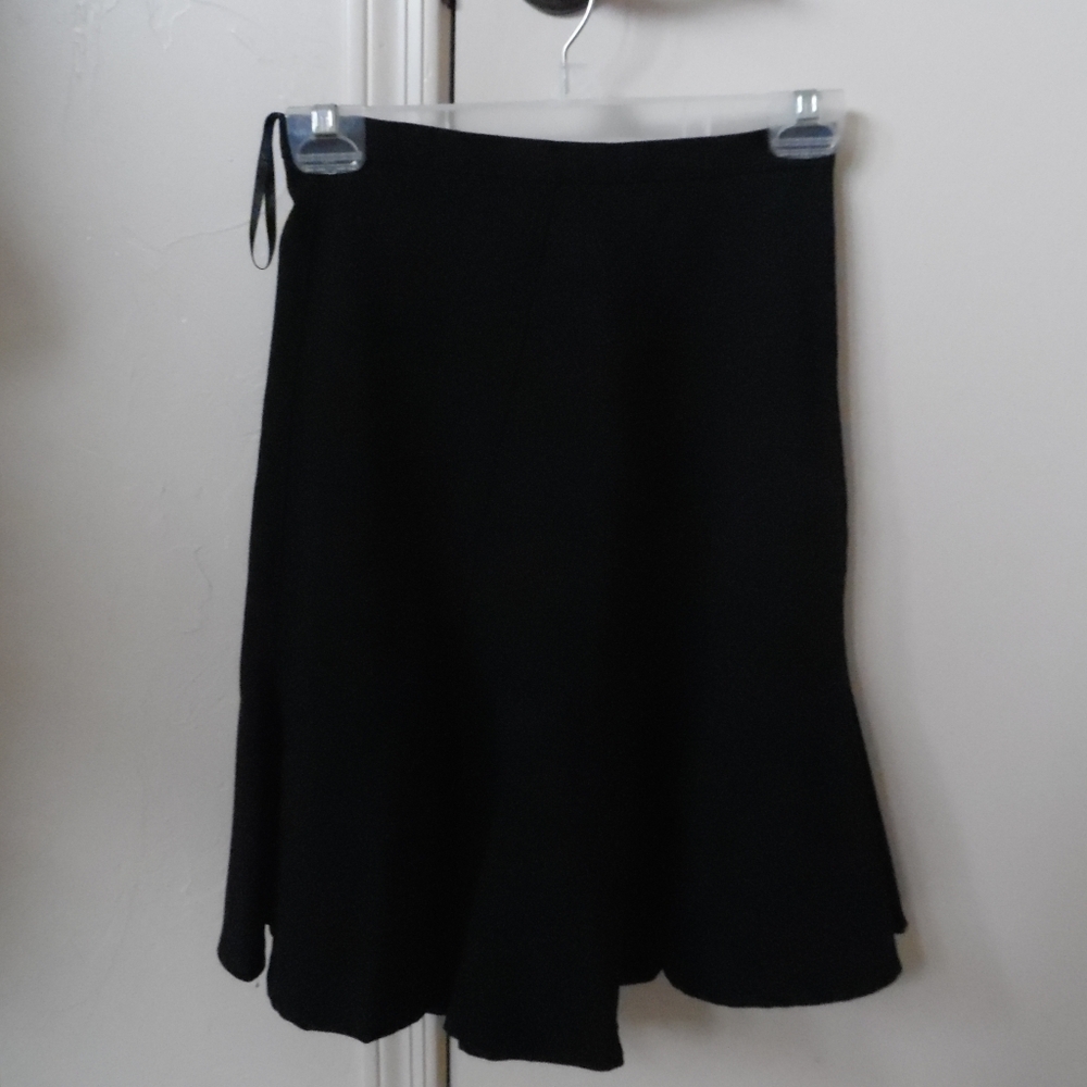 Express Design Studio Flare Black Zip Knee Length Skirt Size 2